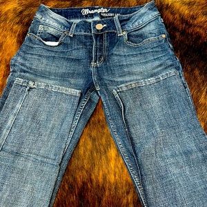 Wrangler strait leg blue jeans 28 waist 30 inseam